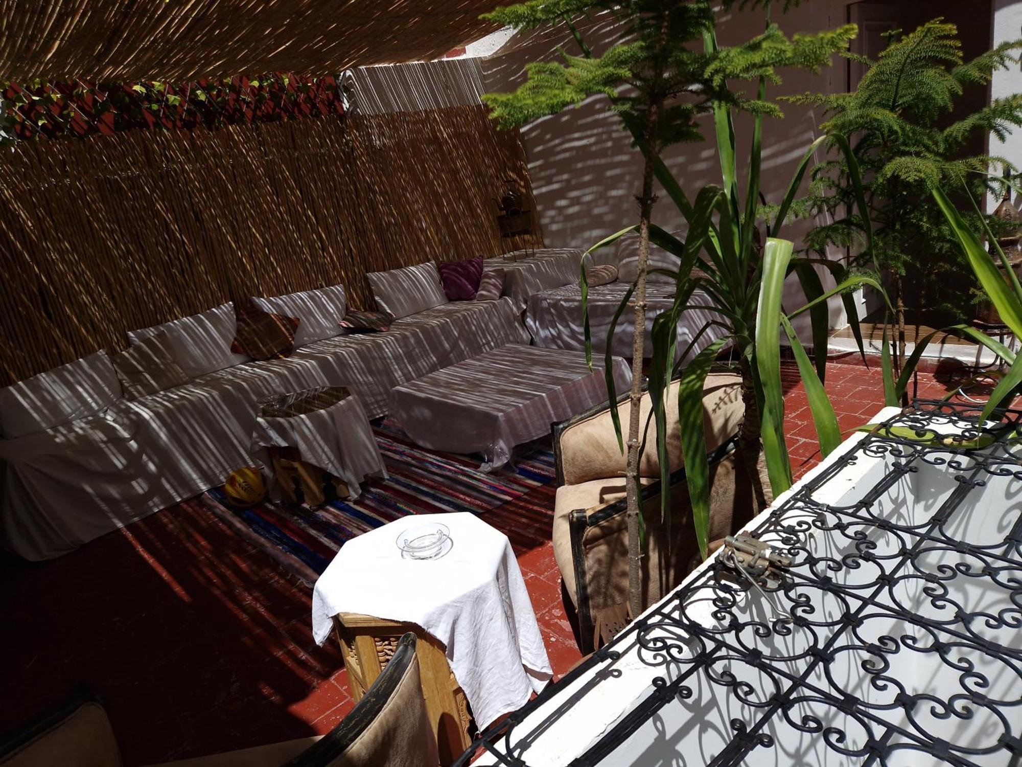 Hostel Banana Tangier Exterior photo